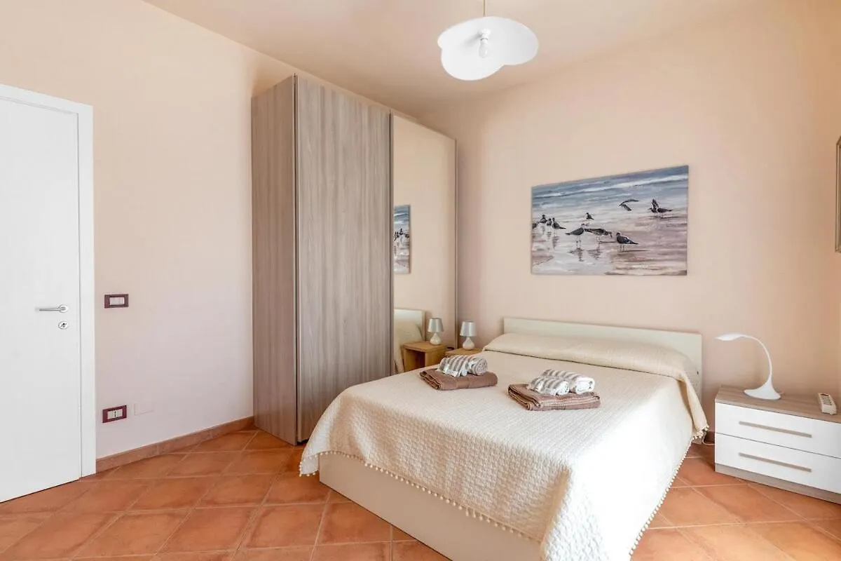 Your Home In Central Sirmione! Sirmione